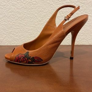 Gucci Pioneer / Tattoo Fiore Leather Slingback Sandals